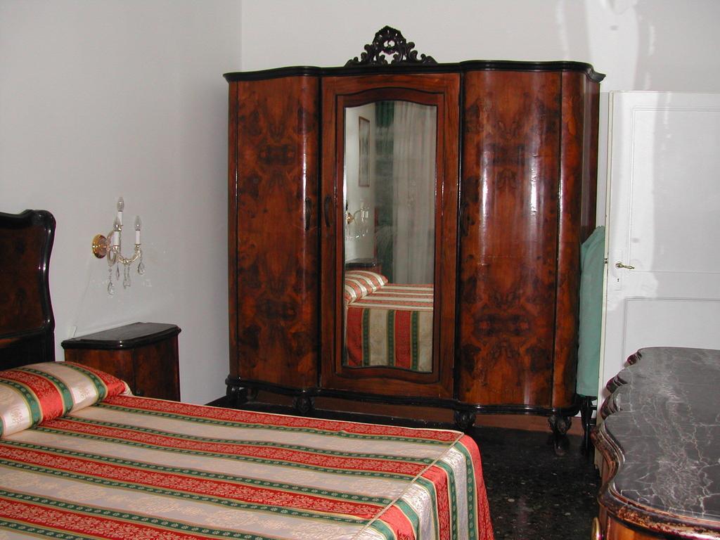 Ca' Derai Appartement Venetië Kamer foto