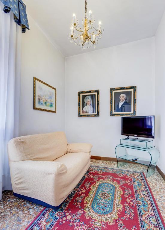 Ca' Derai Appartement Venetië Kamer foto
