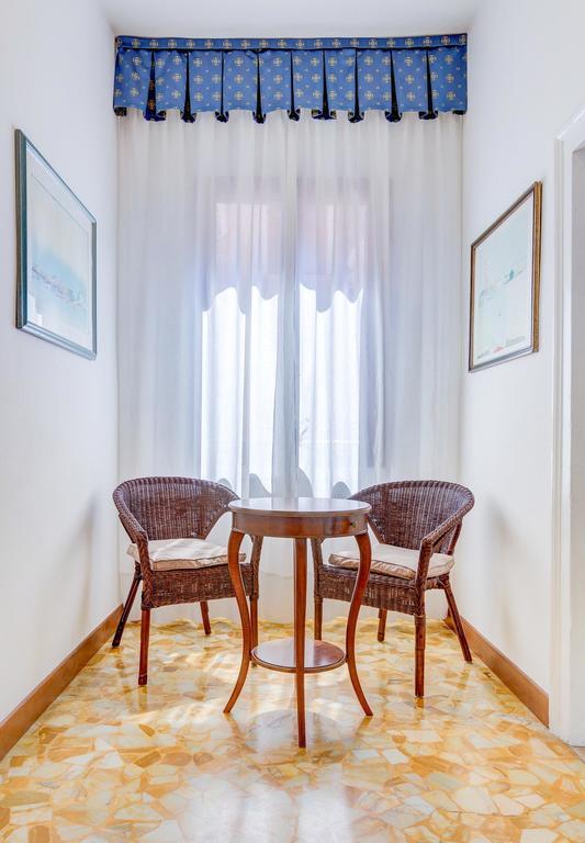 Ca' Derai Appartement Venetië Kamer foto